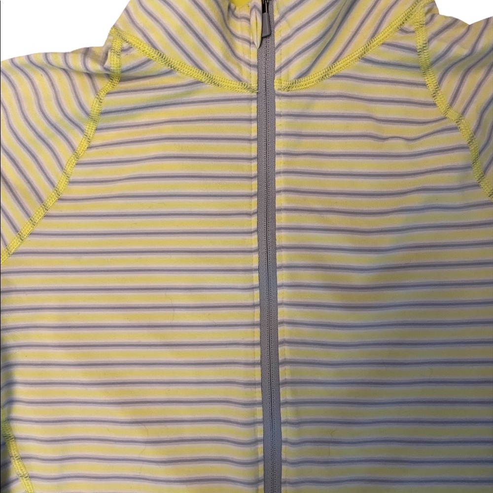Mountain  Hard Wear Yellow/Grey  Half Zip Long Sleeves Athletic Top. Size XS - Picture 4 of 7